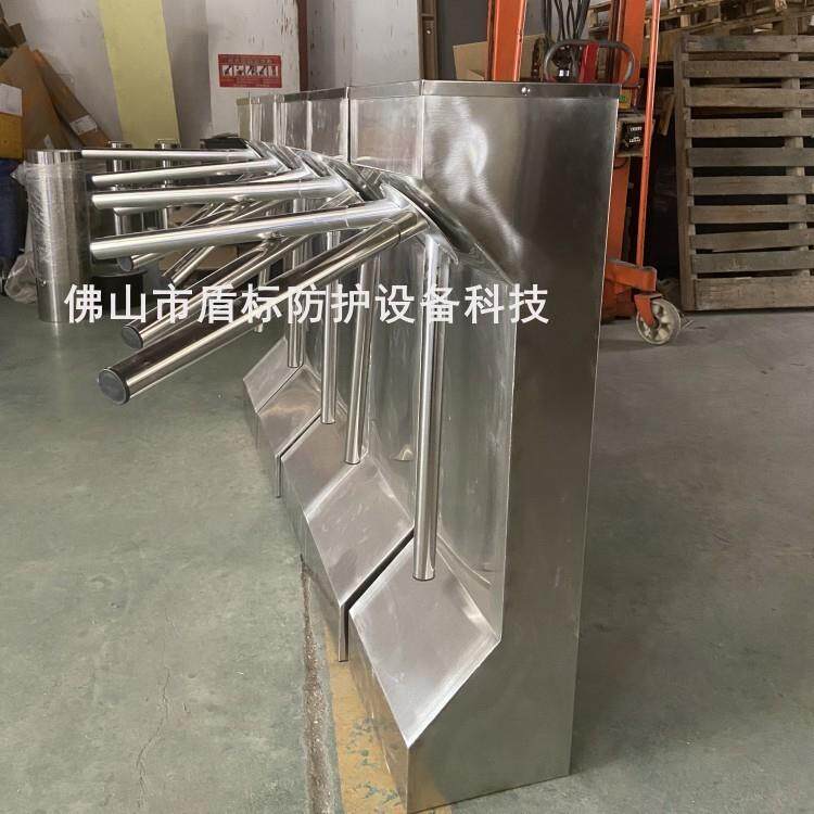 旅游景区入口立式三棍闸 超市限行通道门 餐厅入口单向手推转闸
