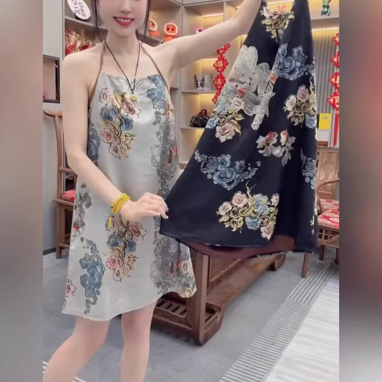 夏日绝美新中式挂脖吊带裙2026