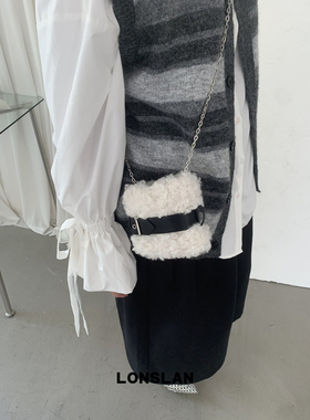 Lonslan BAG 2025NEW早秋复古毛茸茸皮带扣设计链条斜挎包