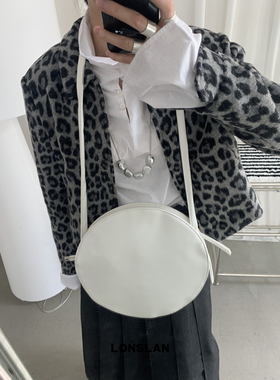 Lonslan BAG 2024秋冬新款简约设计感白色圆饼包包斜挎百搭包包