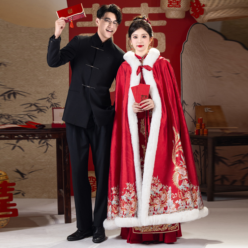 大氅披风女冬天结婚新娘秀禾服斗篷红色汉服加绒中国风毛披肩冬季