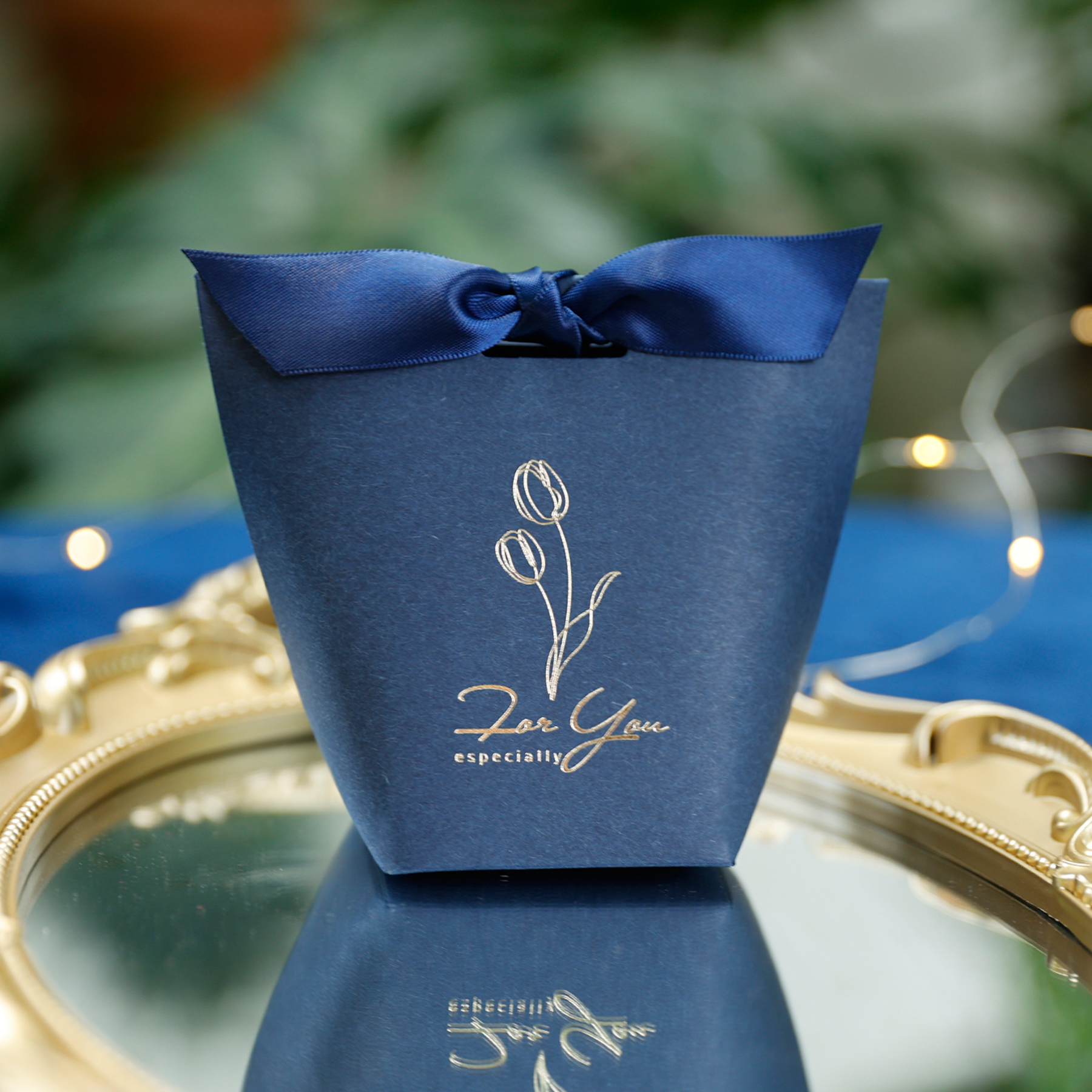 糖盒8颗糖简约高端纸品定制图案