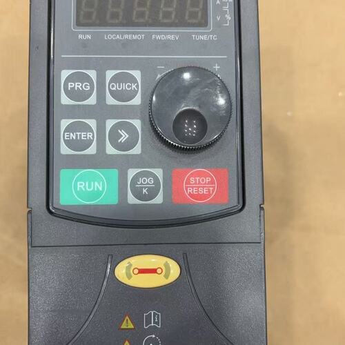 可维修博汇之能0.75千瓦变频器，型号E100-0.75G-S2-议价