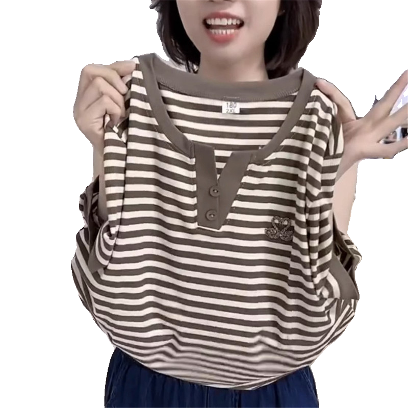 2024夏季新款女装中老年妈妈V领短袖T恤时尚减龄遮肚显瘦条纹上衣