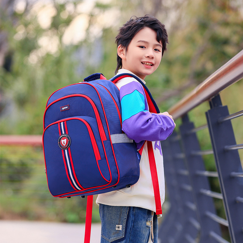 儿童护脊减负书包小学生3一6年级