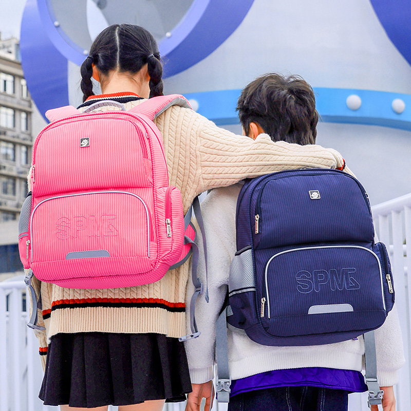 儿童123一6书包护脊减负超轻双肩