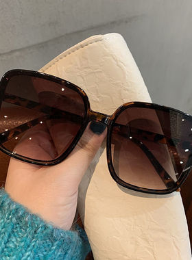 墨镜韩版女潮男防紫外线自带腮红复古潮方框防蓝光大脸显瘦圆脸