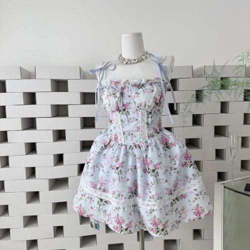 Sweet草莓女孩花园巡游 houseof*碎花吊带连衣裙两色入设计感短裙