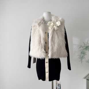 Sweet草莓女孩暮雪千山 saga级芬兰小奶狐狐狸毛皮草马甲两色入