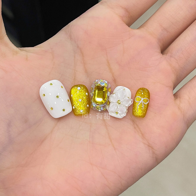 金色猫眼穿戴甲短款纯手工雕花穿戴款美甲春夏高质量爆款指甲贴片