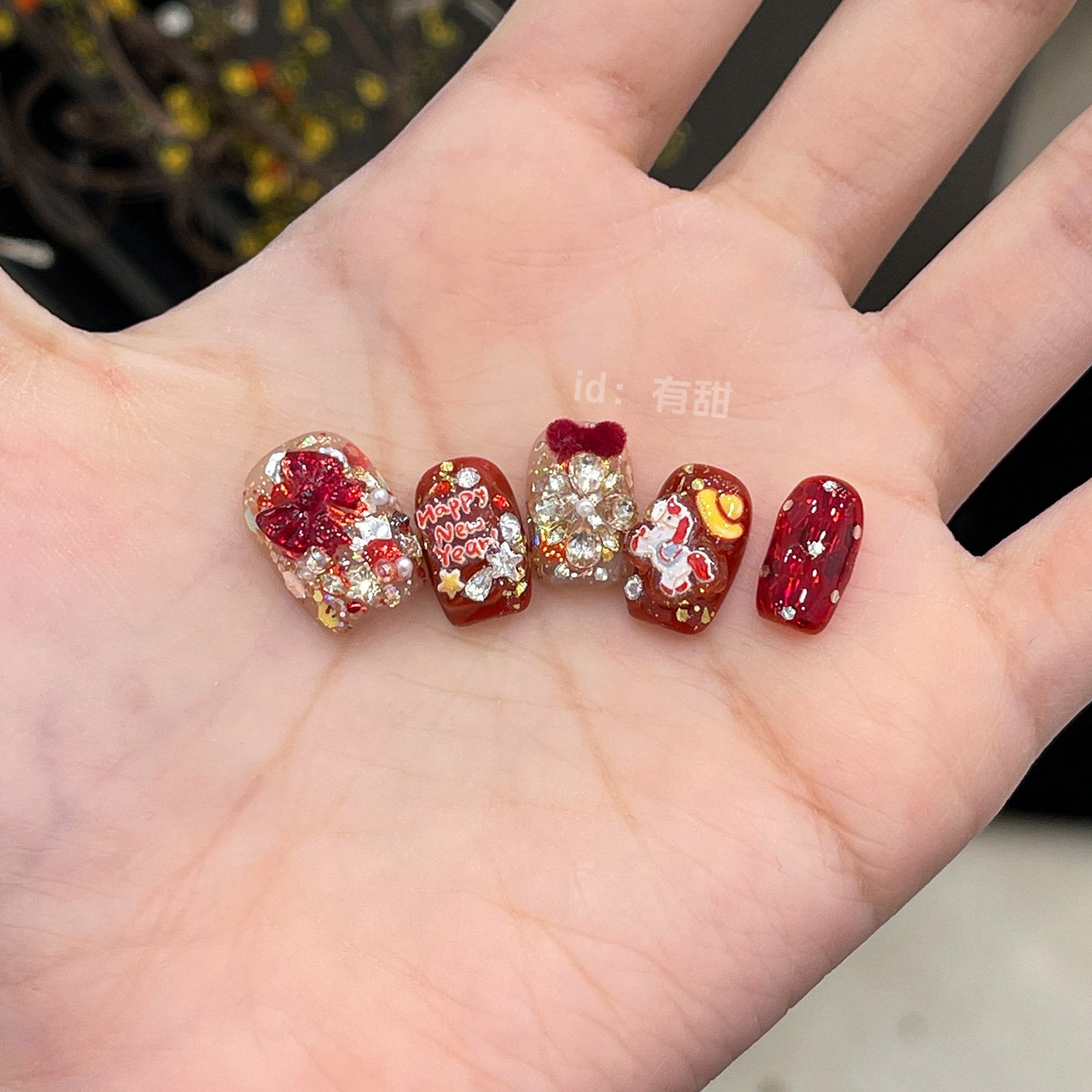 马年穿戴甲轻奢高级感红色重工穿戴美甲2026新款手工短款指甲贴片,彩妆/香水/美妆工具,穿戴甲/甲片,淘宝优惠券,粉丝福利购,淘宝优惠卷