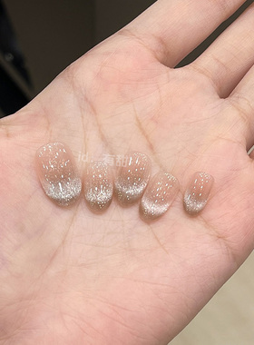 猫眼穿戴美甲短款秋冬高级感纯手工穿戴款美甲2025新年款指甲贴片