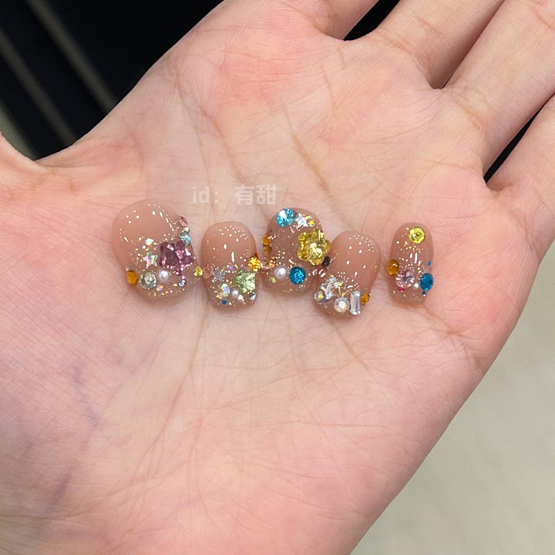 超显白穿戴甲短款纯手工高质量穿戴美甲春夏高级感豆豆款指甲贴片,彩妆/香水/美妆工具,穿戴甲/甲片,淘宝优惠券,粉丝福利购,淘宝优惠卷