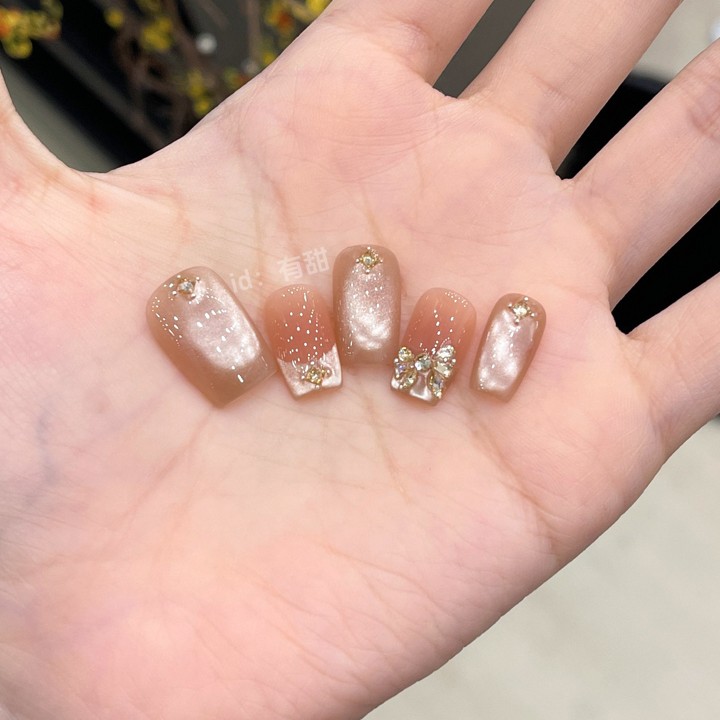 法式穿戴甲2026新款高级感猫眼穿戴美甲短款手工秋冬裸色指甲贴片,彩妆/香水/美妆工具,穿戴甲/甲片,淘宝优惠券,粉丝福利购,淘宝优惠卷