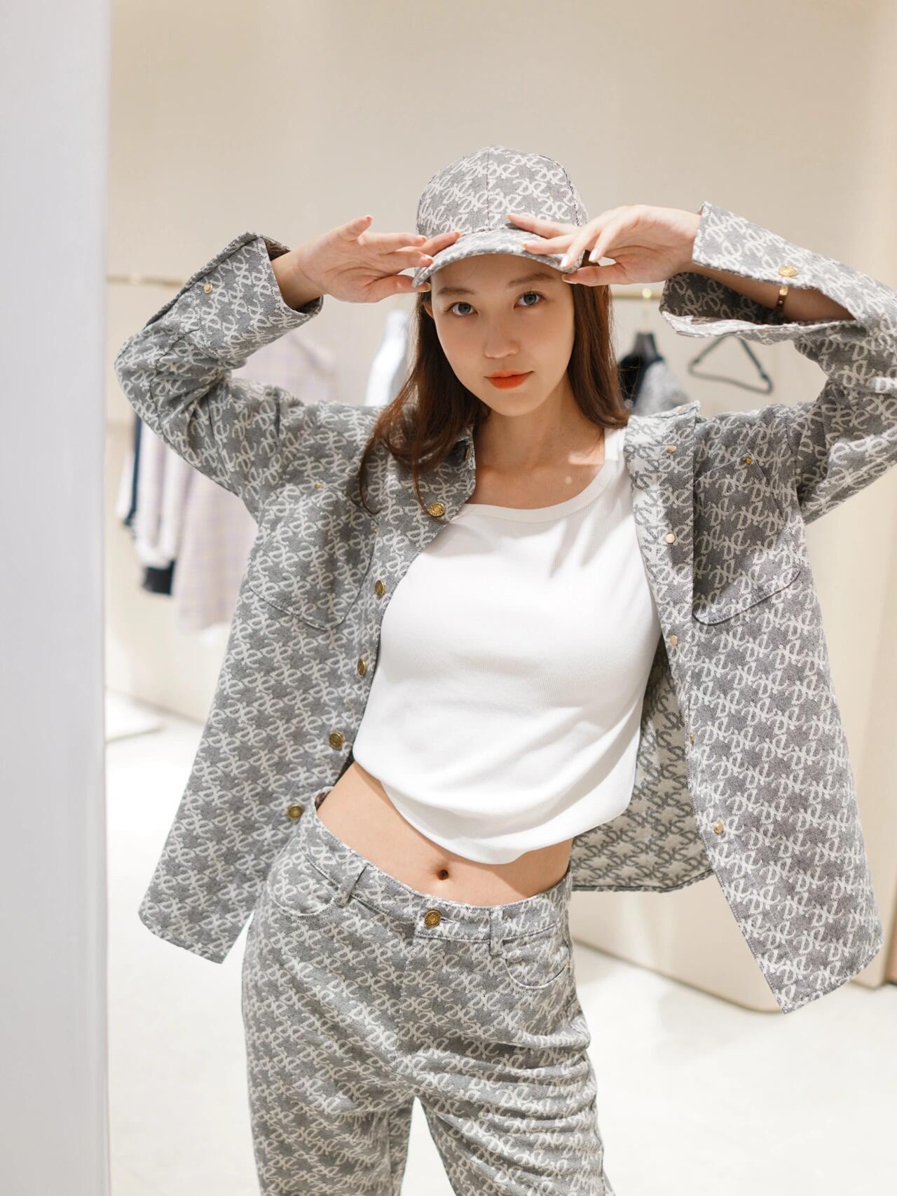 歌家女装  灰色双e老花棒球帽 帽子 EWW333A00200