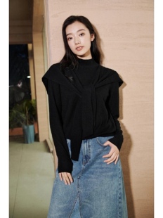 歌家女装 黑色山羊绒两件套毛衫 EWW343M00600