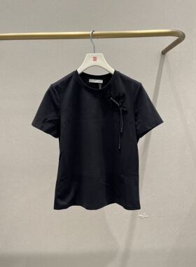 歌L思 24年全标大货  黑色新中式47.3%棉T恤 EWD353Z00100