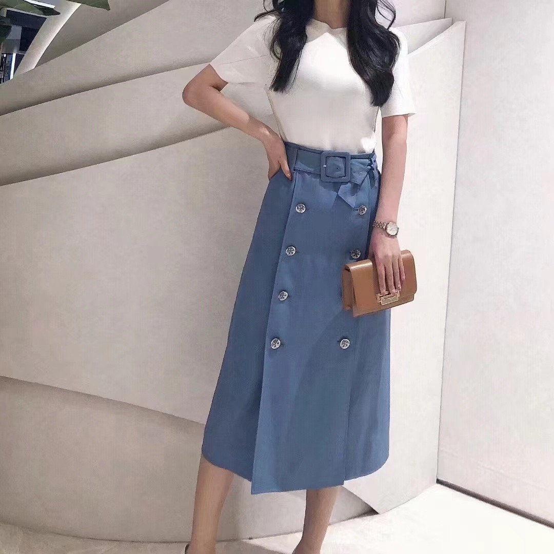 歌L思  20年全标大货   蓝色半身裙 EWE201Q01400