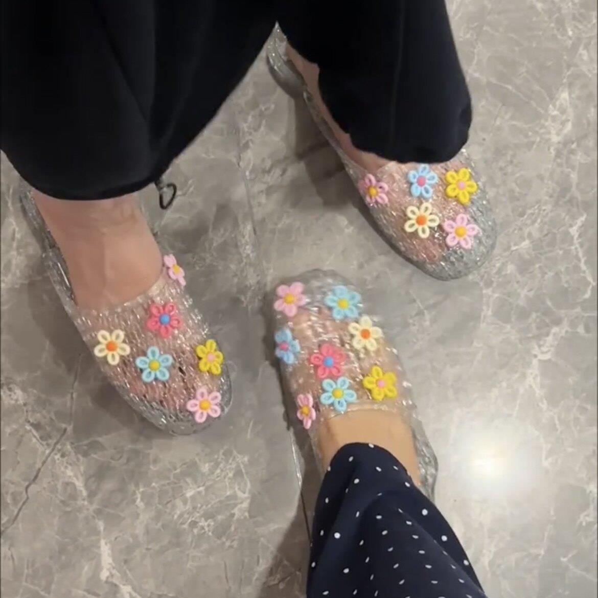 花朵水晶凉鞋女外穿高级感果冻鞋老式防滑凉鞋韩系超可爱包头拖鞋