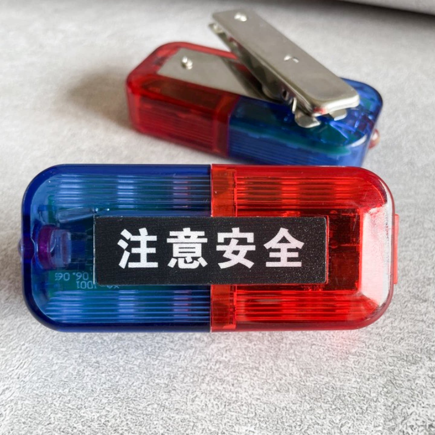 路工红蓝LED爆闪肩夹灯