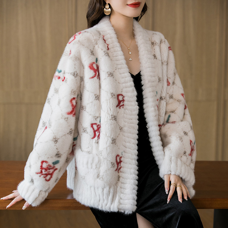 2022新款进口貂皮大衣女整貂短款外套年轻时尚休闲显瘦优雅印花工