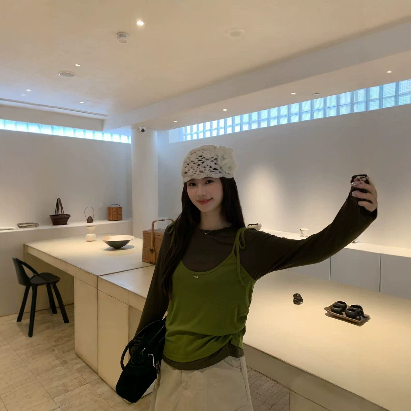 SUSAN 韩女早秋叠穿公式!真两件吊带背心+木耳边打底衫套装韩系