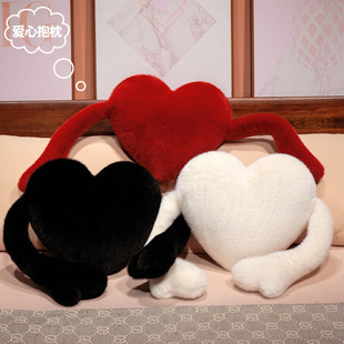 ins沙发可爱红色爱心形抱枕卧室床头客厅小众毛绒结婚靠垫摆件女