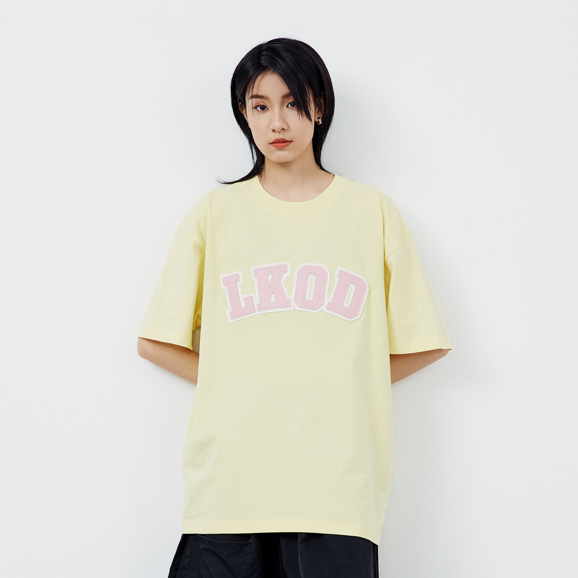 百搭皮标短袖打底衫LKOD