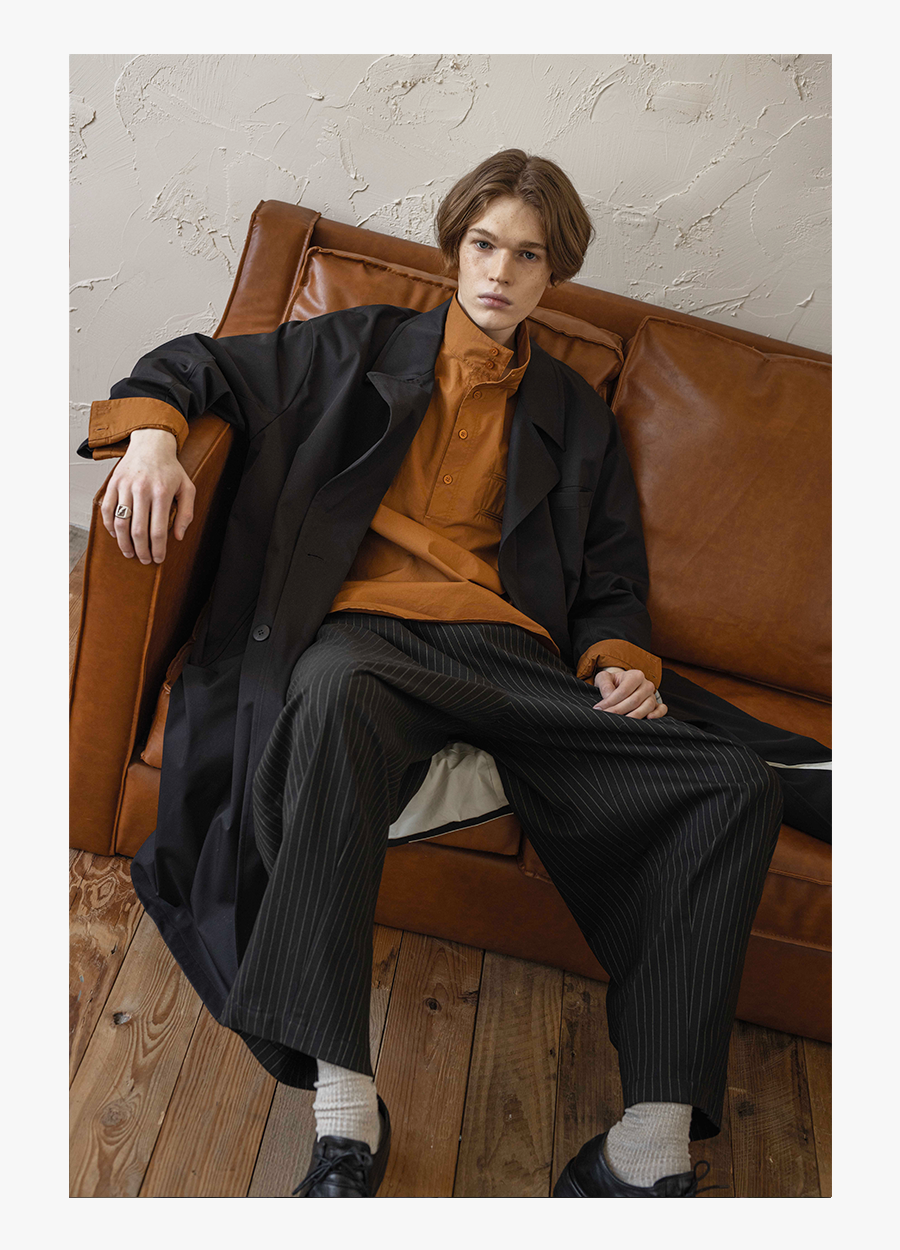 barbaric notched  coat 破缝翻驳领薄款廓形长款设计款风衣 23ss