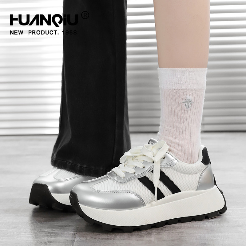 ��ɫ 35 ��������͸���ٴ��ЬŮ����