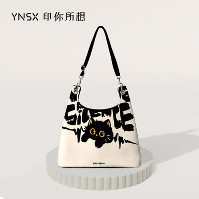 原创斜挎包休闲轻便大容量帆布包