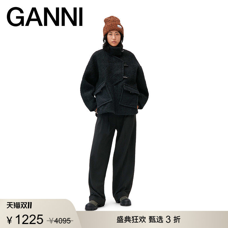 【甄选折扣】GANNI女装 柔软高领夹克衫纯色秋保暖外套 F9156135