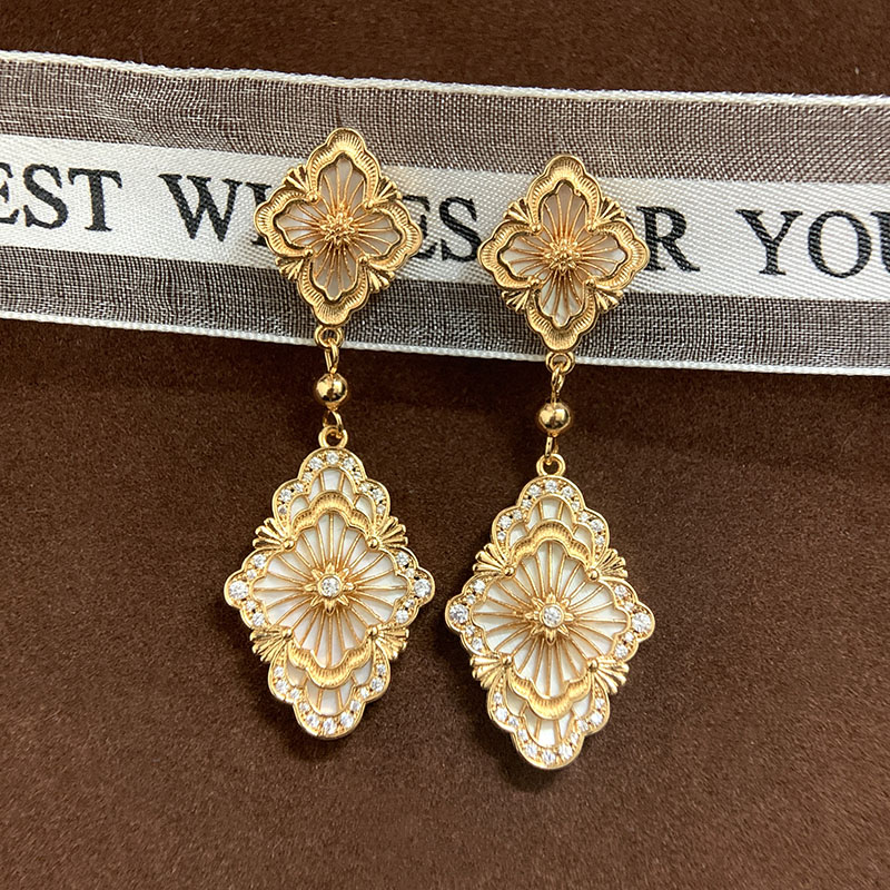 杨采钰同款拉丝雕花贝母四叶草耳环复古静工优雅气质925银针耳钉