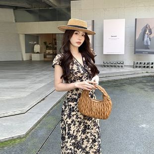 法式绝美气质高级感黑色碎花连衣裙2025初夏穿搭大方得体的长裙子