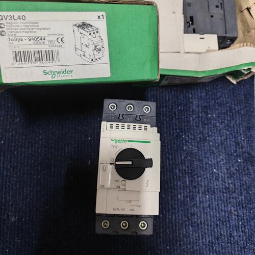 议价电动机断路器GV3L40GV3L32GV3L50
