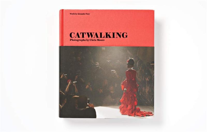 克里斯摩尔是无可争议的t台摄影之王