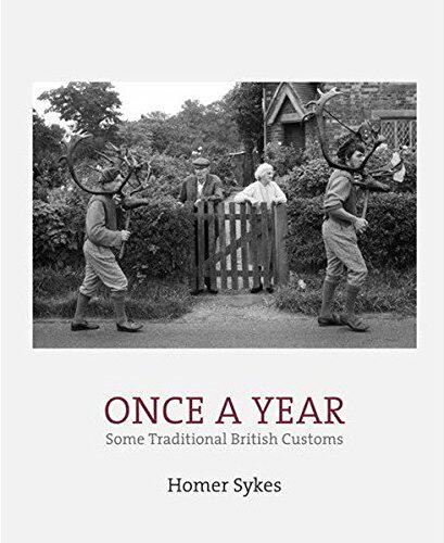 现货Once a Year: Some Traditional British Customs 《一年一次:一些英国传统习俗》民俗摄影  街拍 纪实摄影