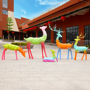 户外园林景观抽象几何梅花鹿模型玻璃钢雕塑学校大型装 饰品摆件
