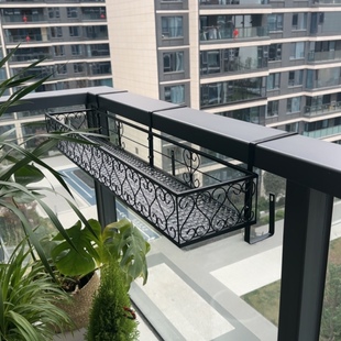 阳台置物架玻璃栏杆花架铁艺悬挂花盆架护栏窗台多肉花架子挂架