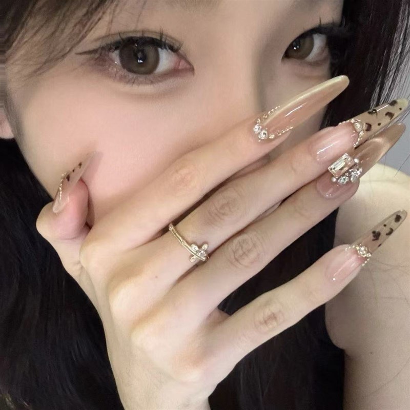 长款豹纹美甲欧美辣妹贴片奢华水钻链条手工穿戴甲显白假指甲片