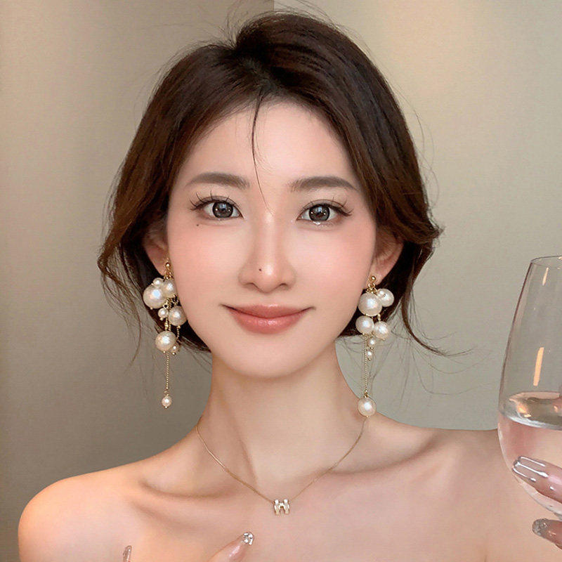 Tiny Sylvie 浪漫主义度假风珍珠流苏轻奢高级耳钉
