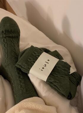 秋冬季新款日系麻花纹加厚羊毛袜中筒袜子女纯色堆堆袜女袜子