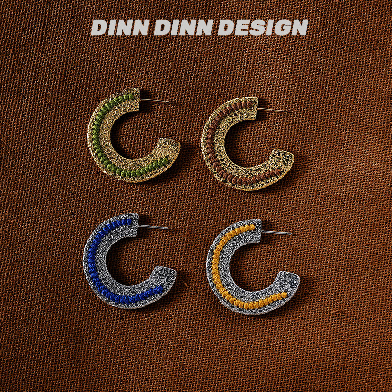 DINN DINN DESIGN彩色穿线纹理四色圈圈耳环奢华INS耳钉个性耳圈