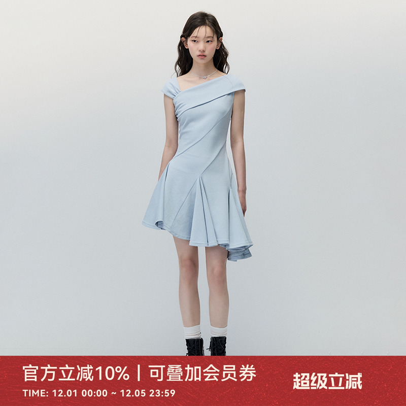 ANNATTO简约浅蓝色斜肩连衣裙女