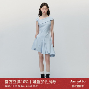 窗外 简约气质浅蓝色修身 海 法式 显瘦斜肩连衣裙女 夏季 ANNATTO