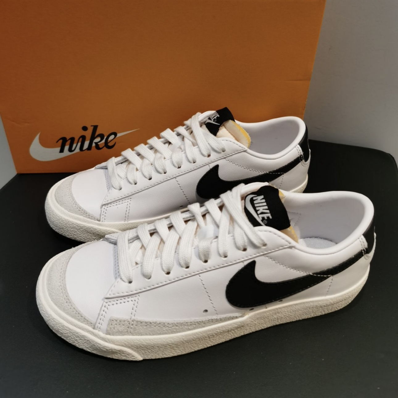 Nike Blazer 经典复古 板鞋DC4769-102