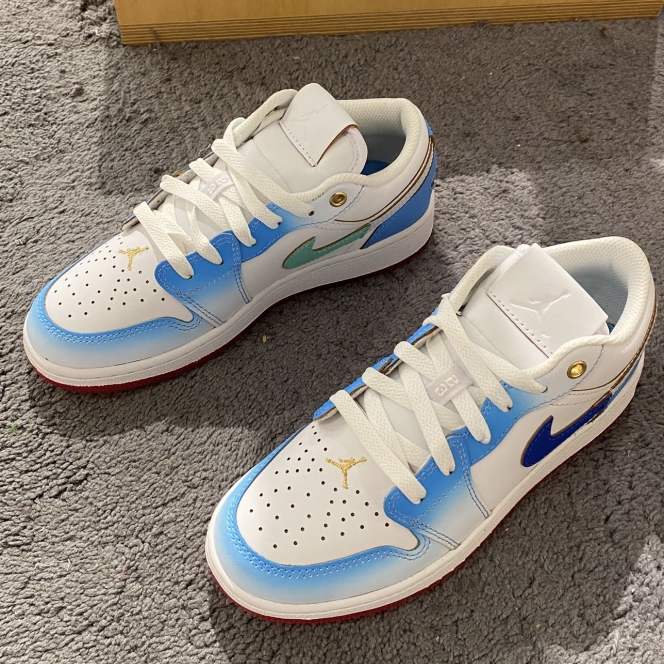Air Jordan 1复古潮流 运动休闲鞋 FN8895-141黄