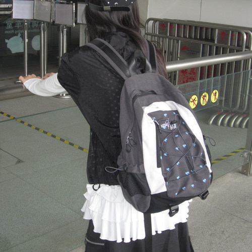 Unique blue 韩系大容量爱心双肩包女学生书包通勤背包