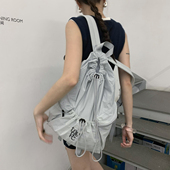 Unique blue韩版 休闲褶皱抽绳防水双肩包女登山旅行背包学生书包