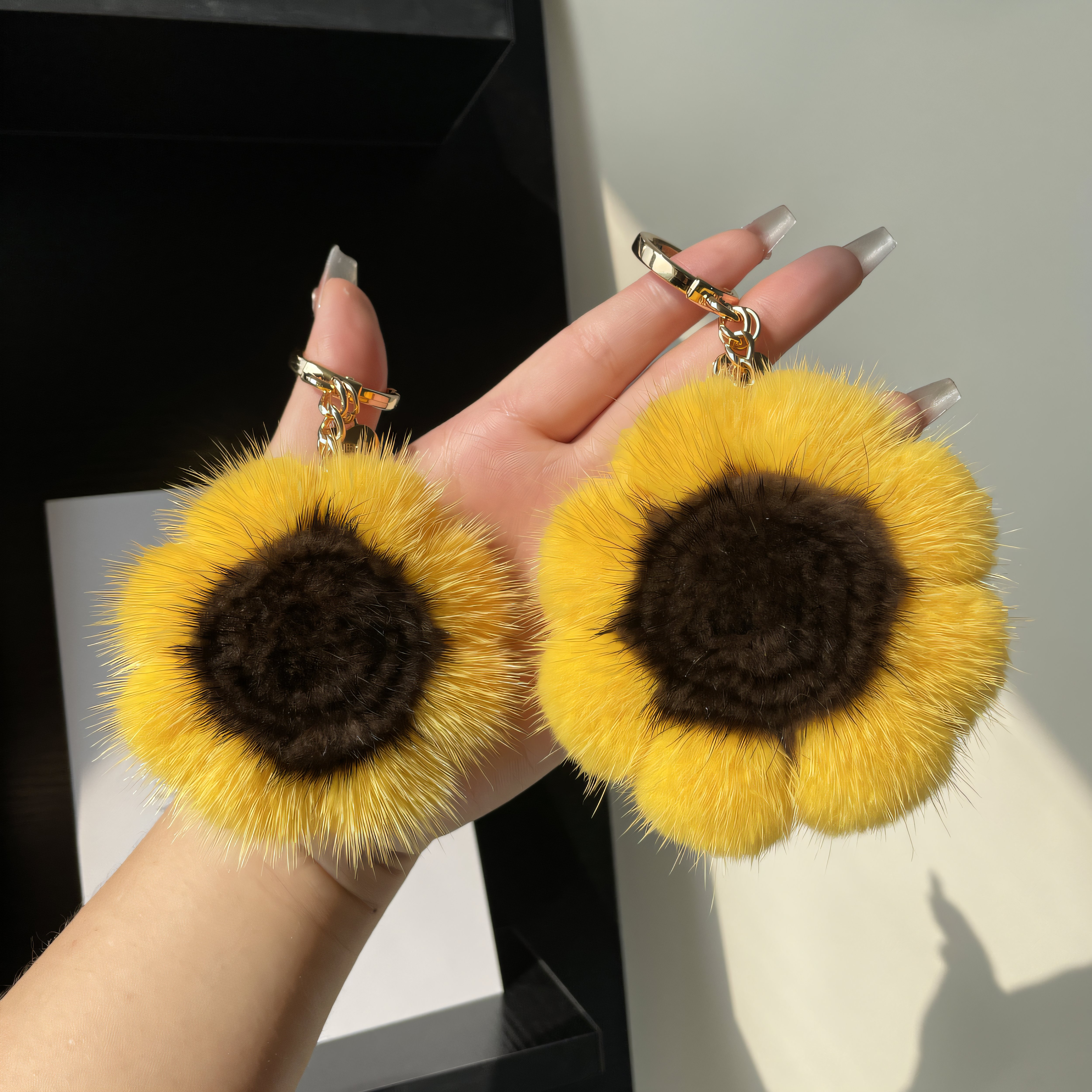 ins网红水貂毛花花挂件可爱高档毛绒汽车钥匙扣包包挂饰礼物